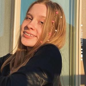 Meet your Posher, Riley